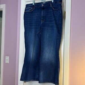 Good American Good Leg Crop Mini Boot Jeans